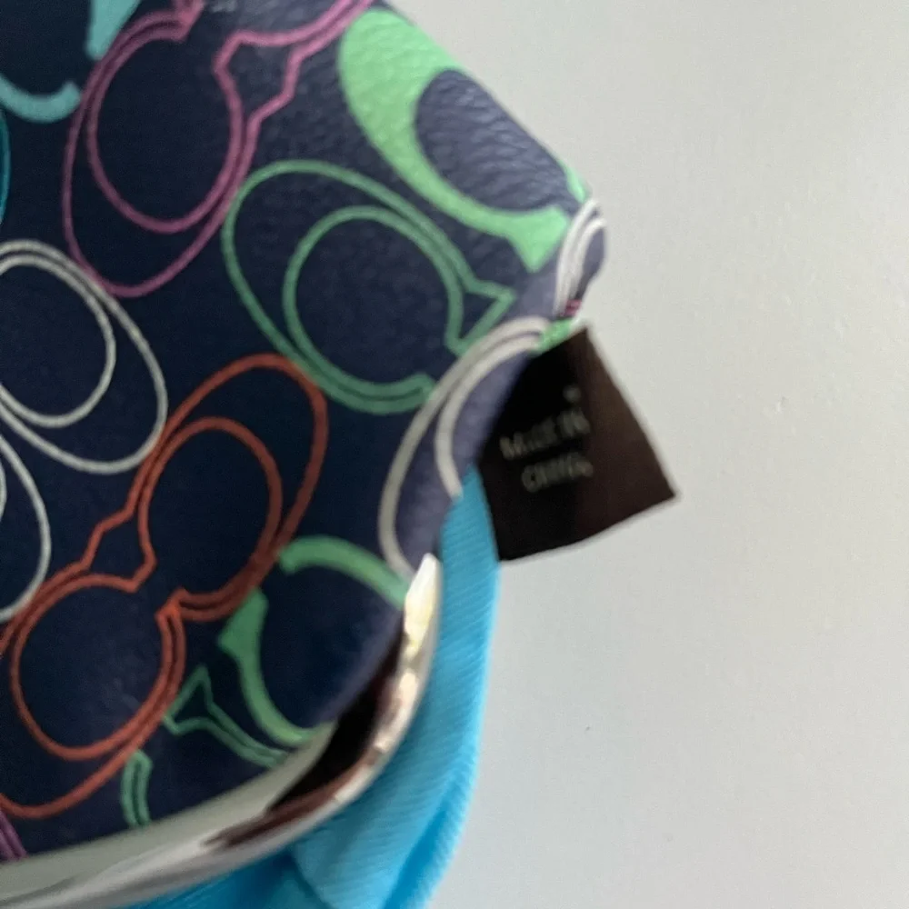 🌸Vintage Coach Navy Optic C Rainbow Vintage Coin Bag